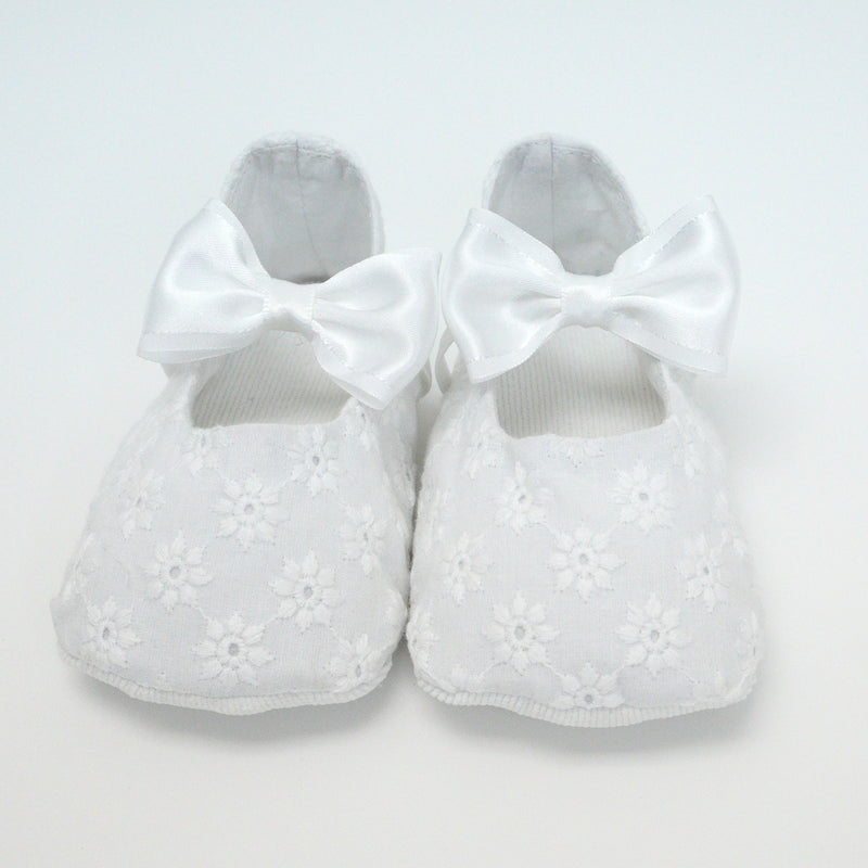 Baby Shoe Broderie Lace, 6-12M