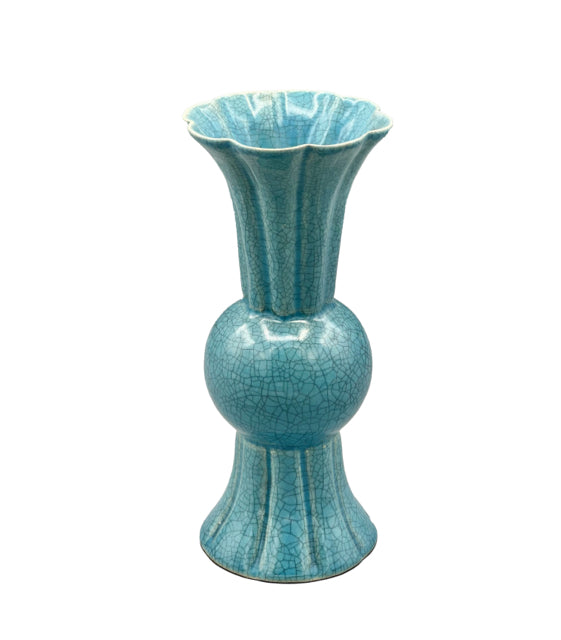 Zhou Dynasty Turquoise Crackle Porcelain Vase