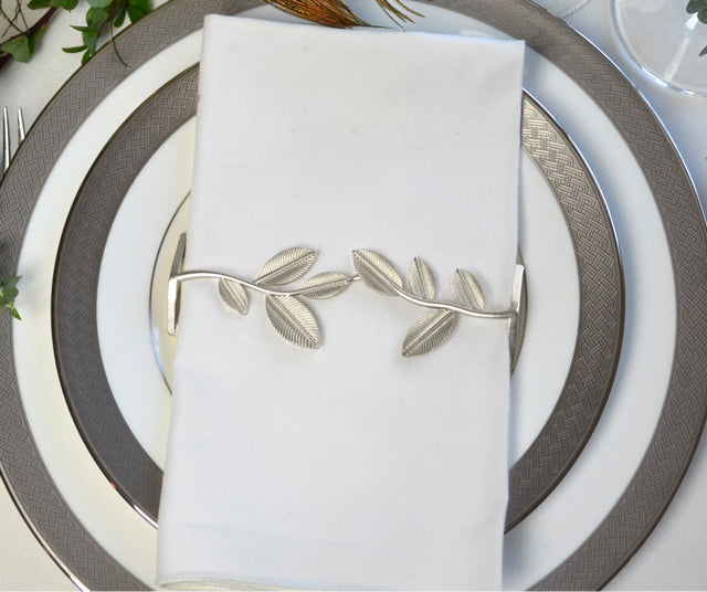 Set of 4 Silver Leaf Napkin Wraps